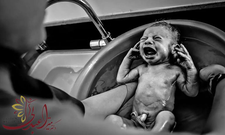 مقایسه مزایا و معایب زایمان طبیعی و سزارین